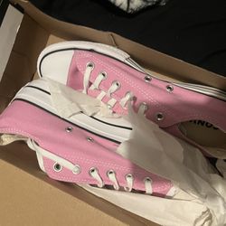Converse Low Top Pink, Brand New 
