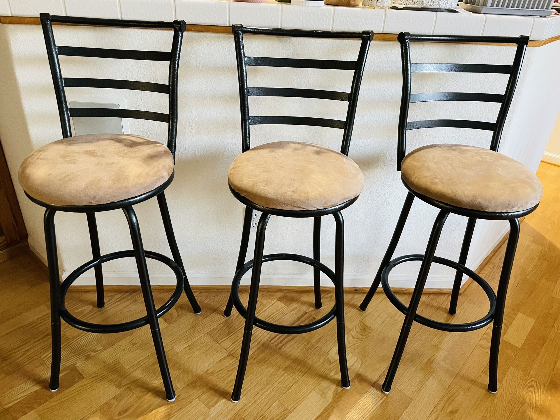 Set of 3 Bar Stools