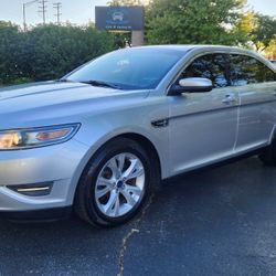 2010 Ford Taurus