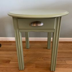 End Table /Nightstand