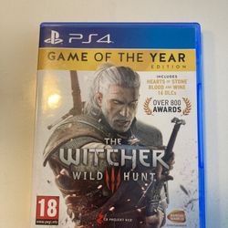 PS4: The Witcher: wild hunt. game of the year edition.