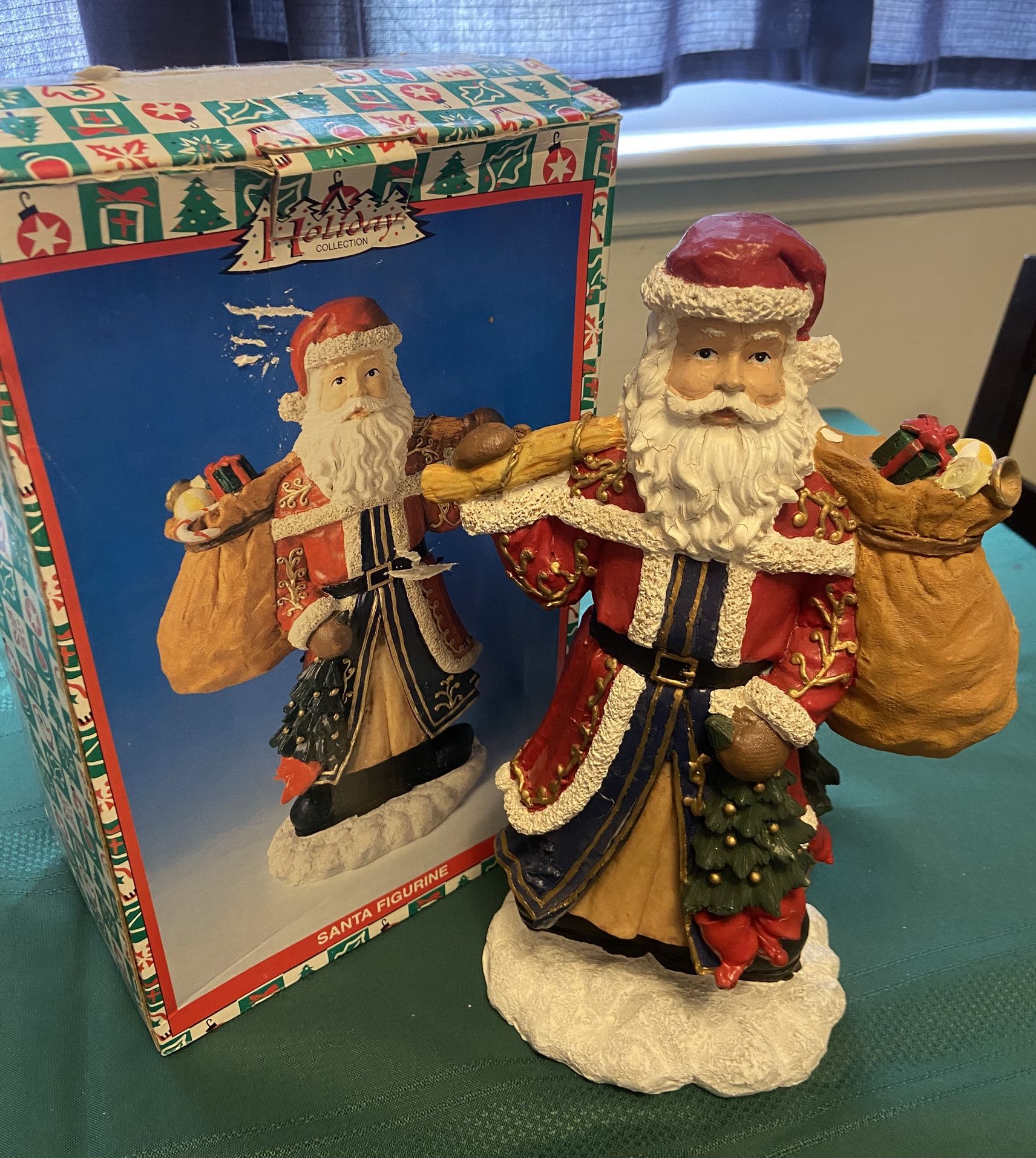 Santa Figurine 11"