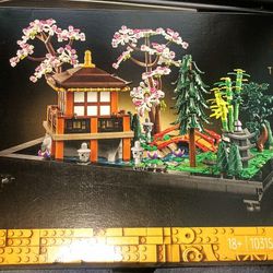 LEGO (Icons Series) "Tranquil Garden"
