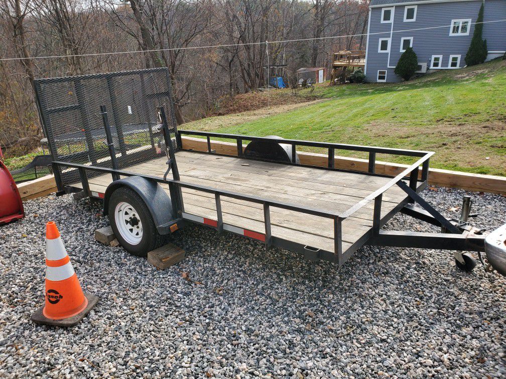 Home made trailer has vin from dmv. 12 feet long comes with a set of new led lights and plug. Needs a hub