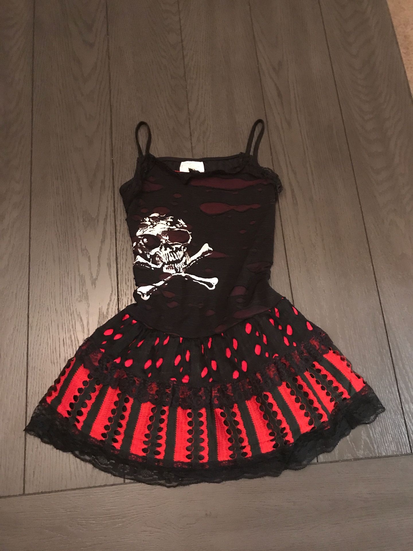 Child’s Halloween costume Size Medium (very short)