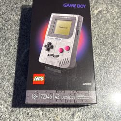 LEGO GAMEBOY    New In Box Sealed
