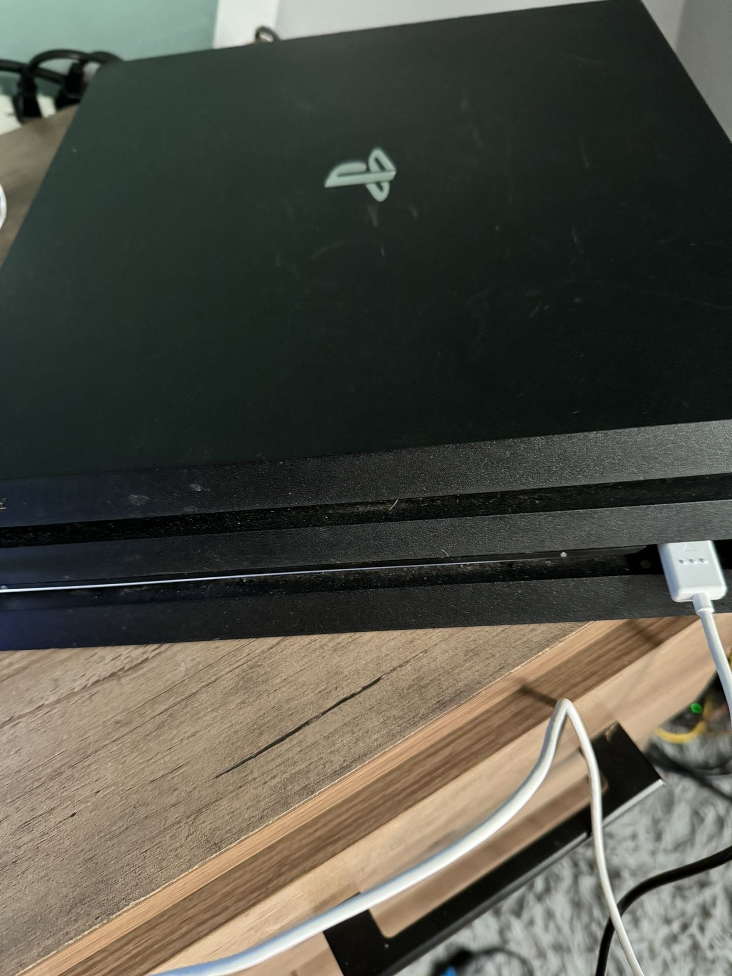 PS4 Pro 