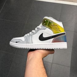 Jordan 1 Mid SE “Multi-Color White Wolf Grey” Sizes 8 - 13 IN HAND BRAND NEW