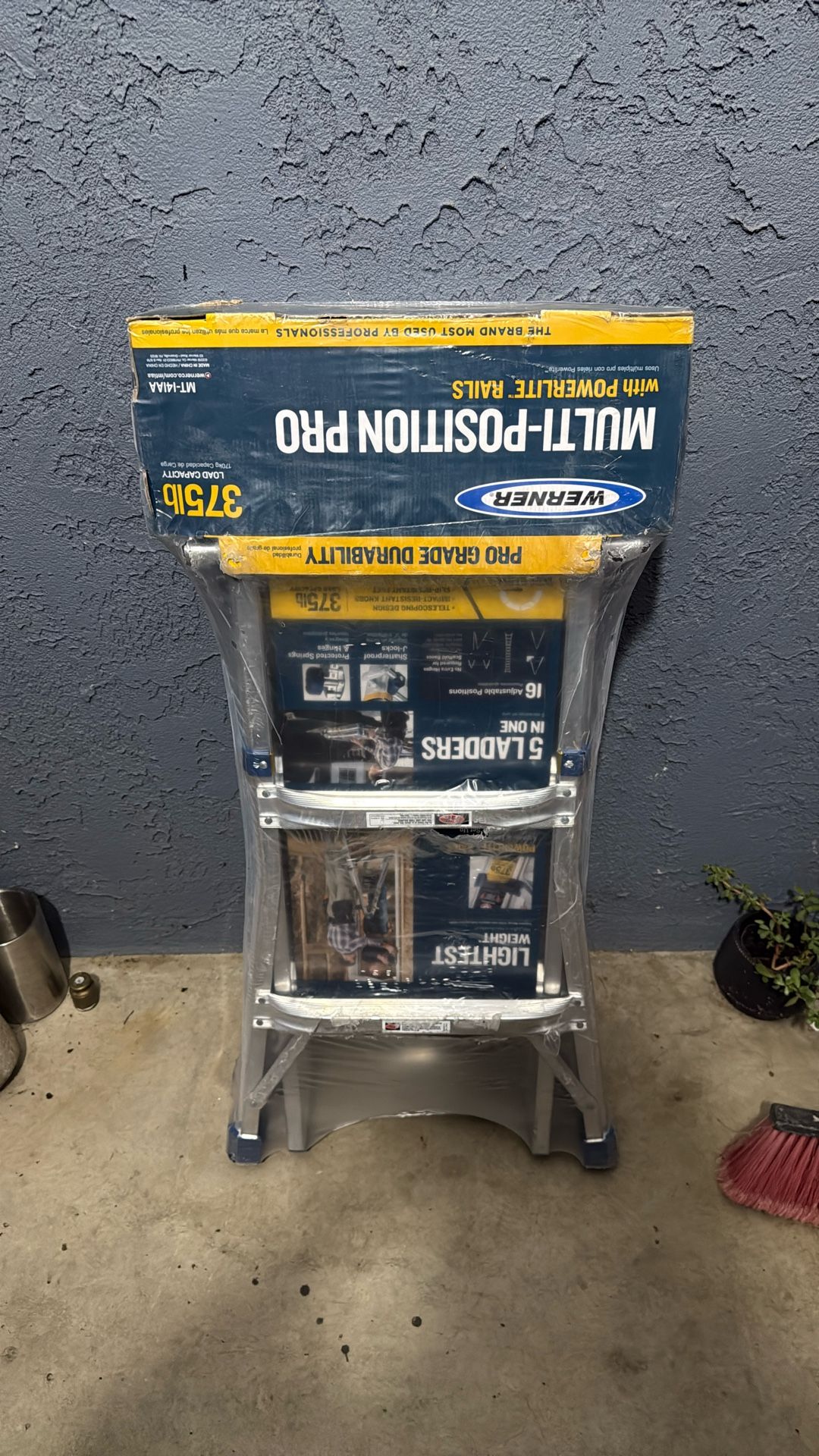 Werner Multi Purpose Ladder 13 Ft Ladder Max Extension 14 Ft 3 Inches