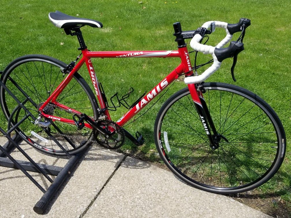 Jamis ventura best sale road bike price