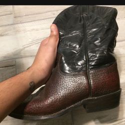 Boots Justins Size 10 D 