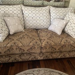 Sofa/Couch Custom Elegance 