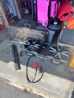 Portable propane outdoor dual burner with flat grill