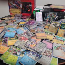 400 Pokémon Lot (175) HALOs and tons of single Collectiblesppp