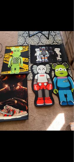 Custom rugs this is just a few I have more