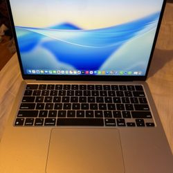 MacBook Air 13”