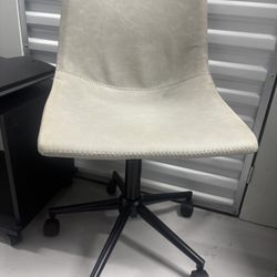 Computer chair