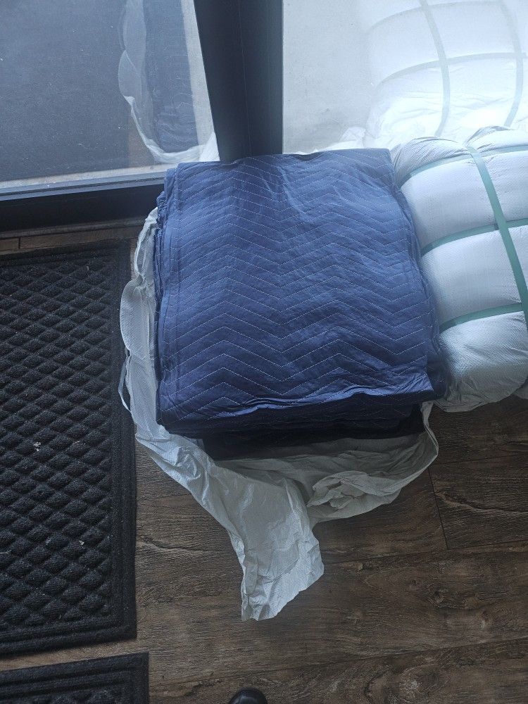 Moving Blankets 