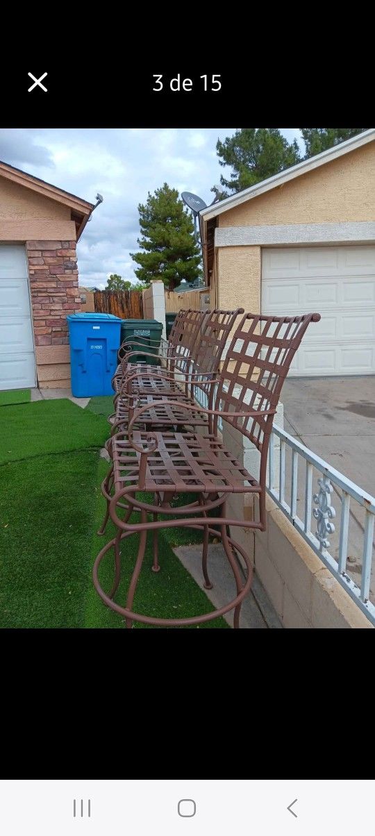 High Swivel Stools