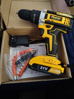 Special of the week, drill set with battery, charger and attachments New for $30