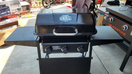 Expert Grill 3-Burner Propane Gas Grill with Wheels and Side Shelves, Black