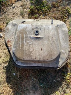 82 Porsche 911 fuel tank