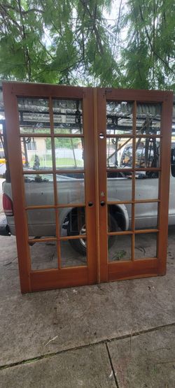 # puerta francesa 64 x80