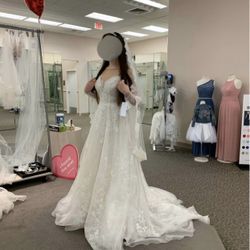 Oleg Cassini Wedding Dress