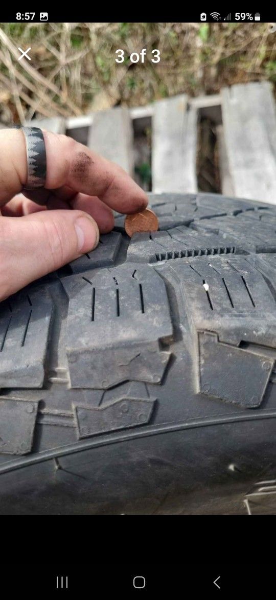 265/60R18 MASTERCRAFT COURSER $45 (1 TIRE)
