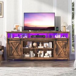 Farmhouse tv stand (shipping damage)