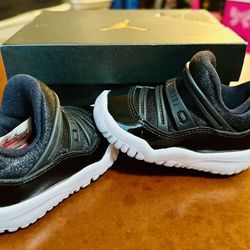 Jordan 11 Retro Little Flex (TD) Toddler Size 3