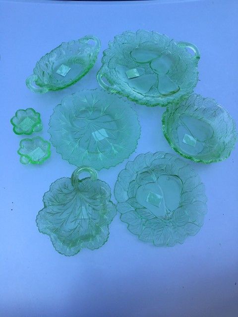 DEPRESSION GLASS Green Avocado and Pebble Leaf  22 Pieces Antique Vintage Set Lot Plate Glass 