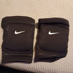 Nike Knee Pads Size Xs/small