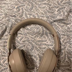Beats Solo Pro Wireless Noise Cancelling On-Ear Headphones - Gray