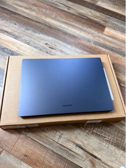 Samsung Galaxy Book6 16" Touchscreen - Intel Core Ultra 7 / 16GB RAM / 512GB SSD - Gray
