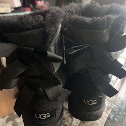Girls Black Uggs Size 11 
