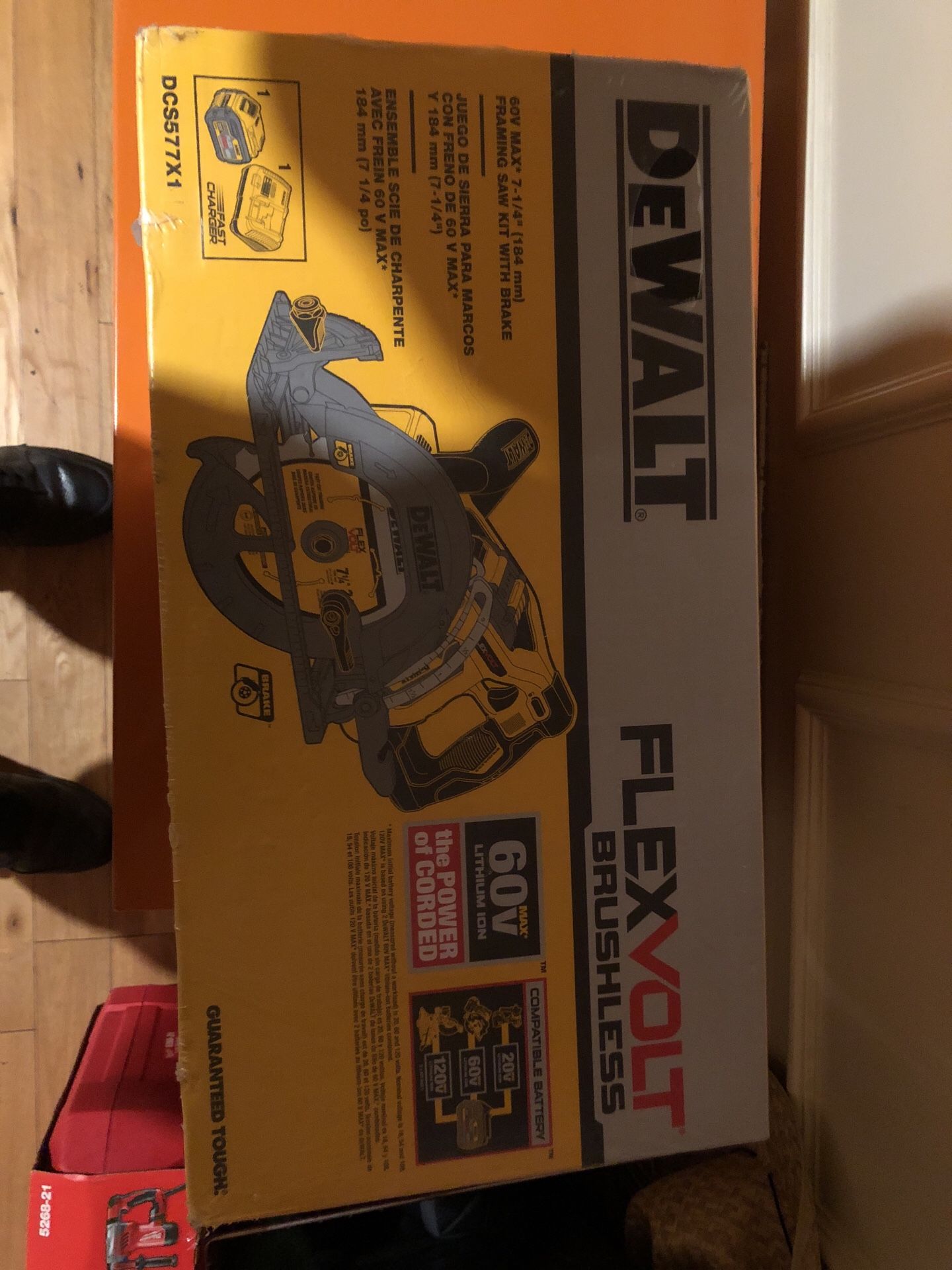 Ciercular saw dewalt nuevo vateria 9.0 y cargador