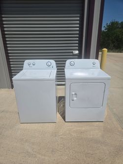 Amana White Washer and Dryer Set