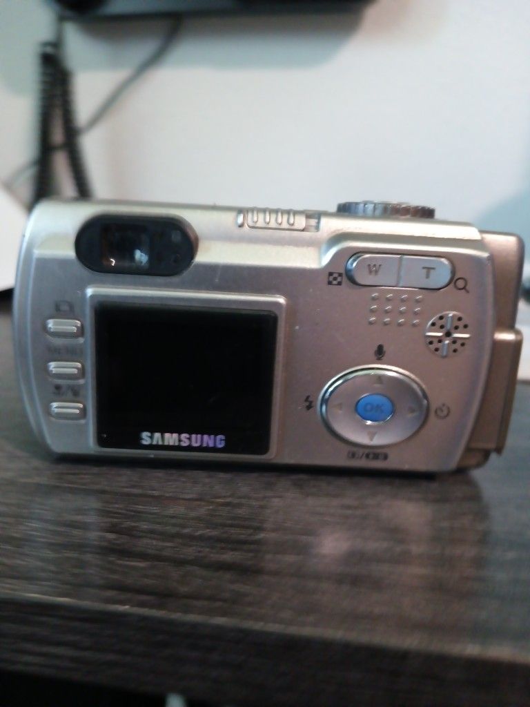 Samsung Digimax 420