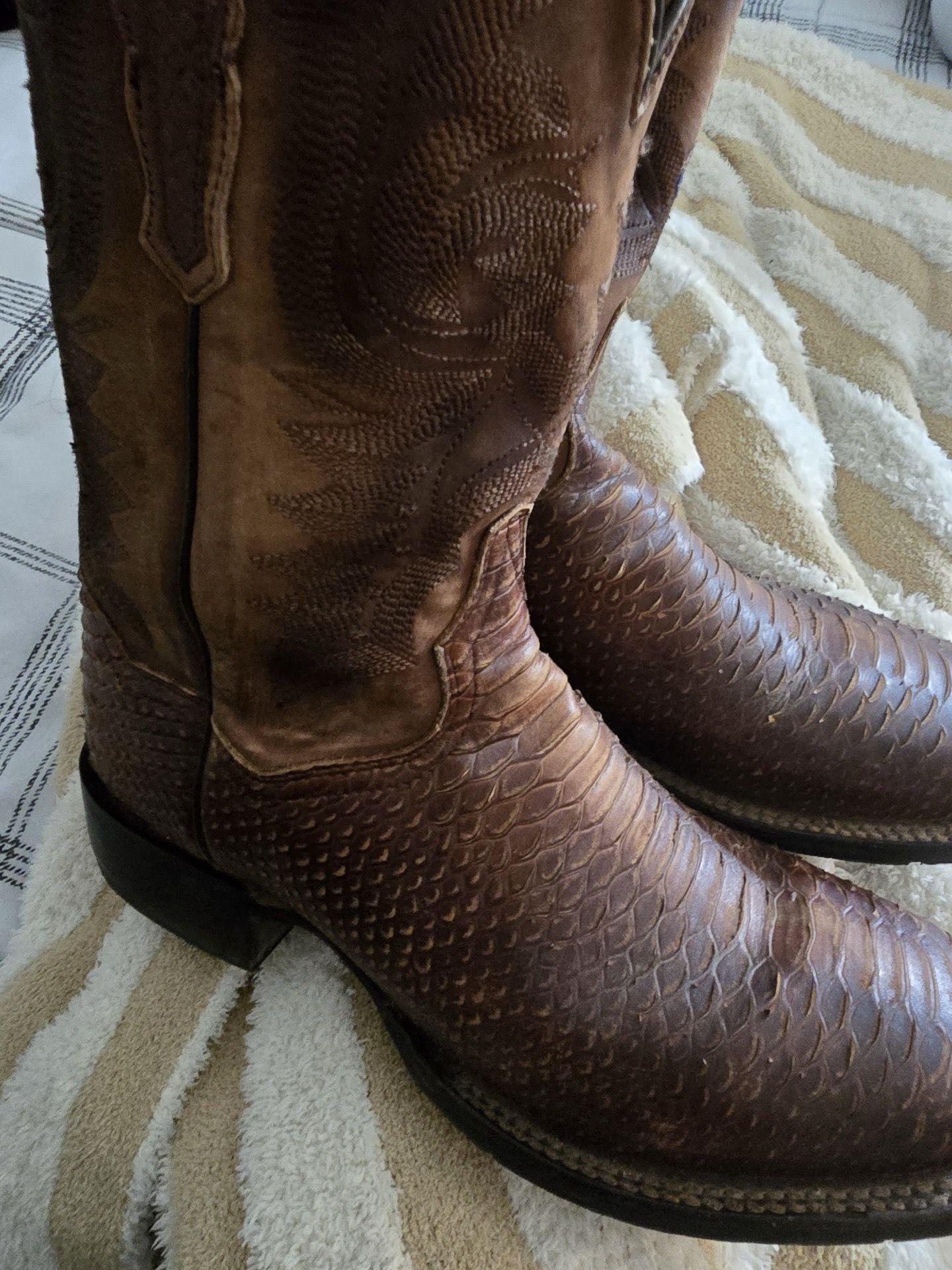 Dan post snake skin boots for Sale in Phoenix, AZ - OfferUp