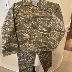 Nwt Children’s Trooper 2 Pc Army Uniform Size 2