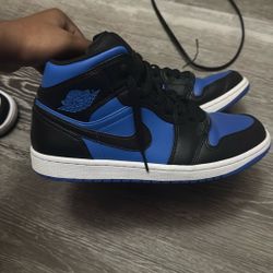 Nike Air Jordan 1 Royal Blue Size 8 M, Nike Court Vision Low Next Nature Size 9 W