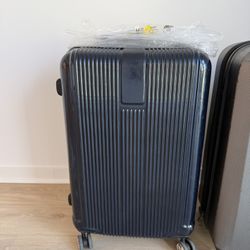 Very Good Condition Luggage 
