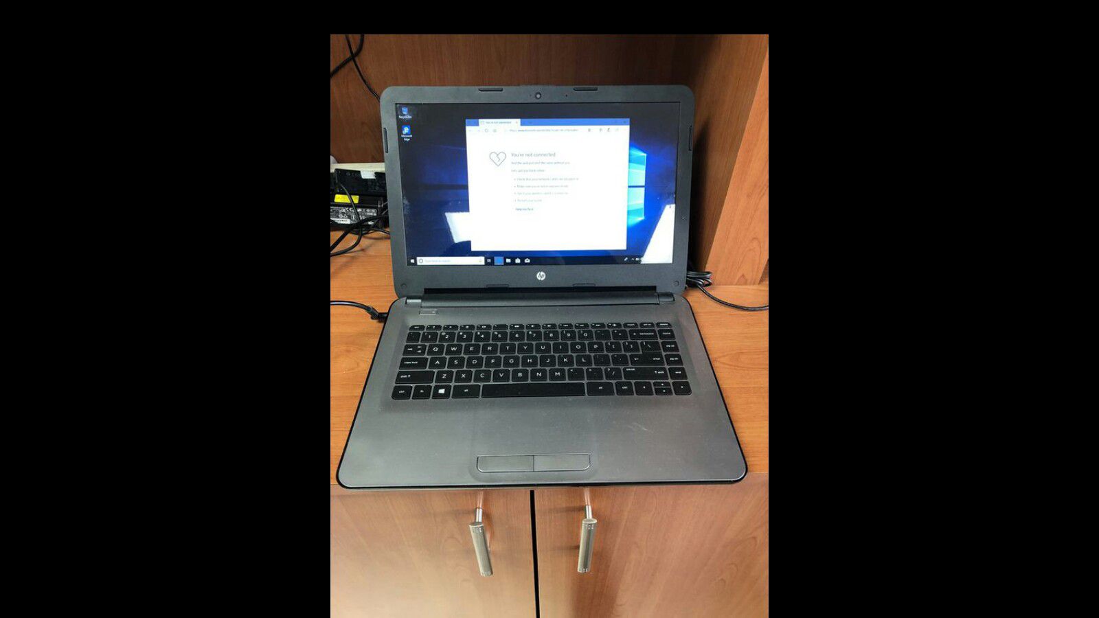 Hp notebook 14-an012nr laptop amd e2-7110apu 4gb tan 32gb hard drive
