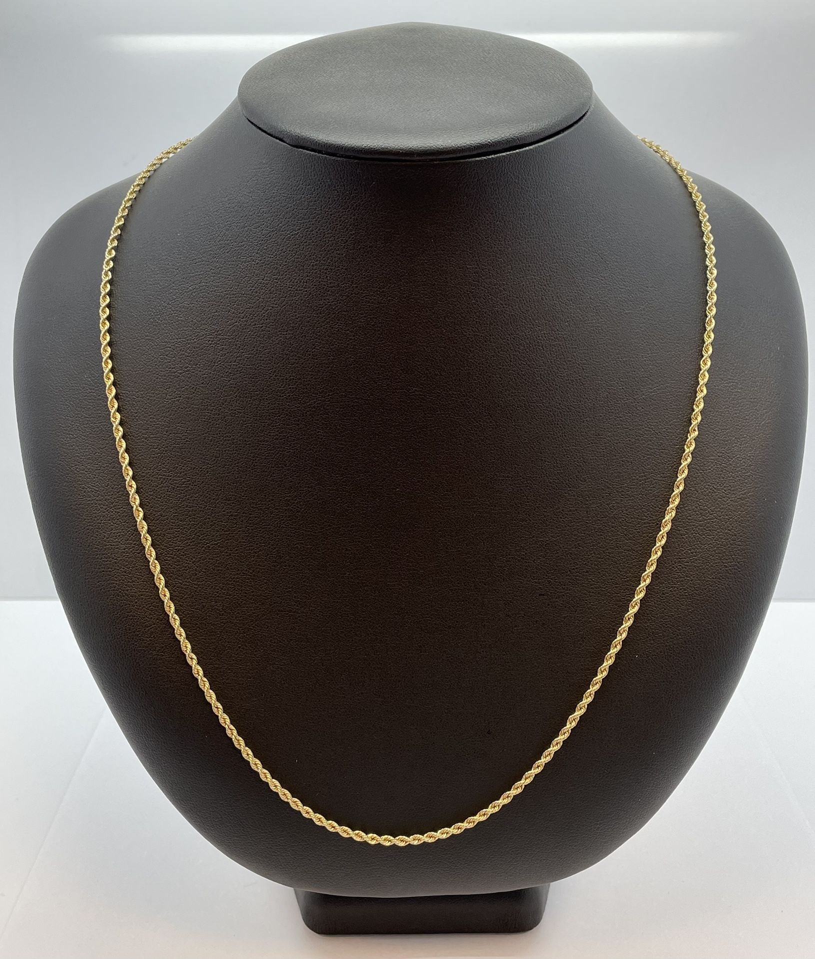 10K Gold Rope Chain.
