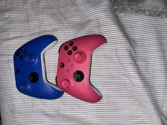 Controllers And Headsets 