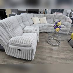 Jumbo corduroy Light gray Manual Motion recliner Sectional
Manual Motion + Drawer + Console + Cup Holders