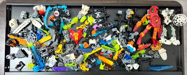 LEGO Bionicle Hero Factory Bulk Lot 1.45 LB Masks Weapons Armor Parts CCBS MOC