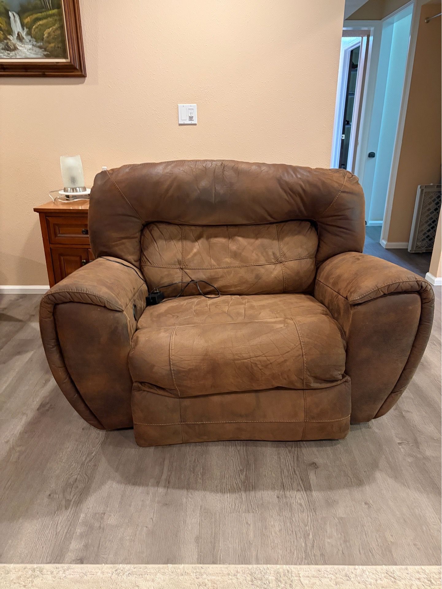 Oversized Electric Recliner