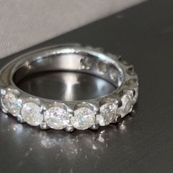 White Gold Diamond Band 